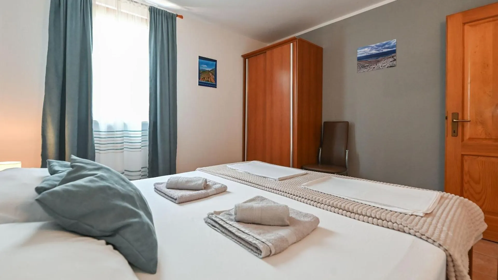 Semesterbostad House Silvijo Villa Pag Town Kroatien